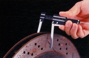 WT-3250 Auto Brake Disc Depth Gauge - Image 3