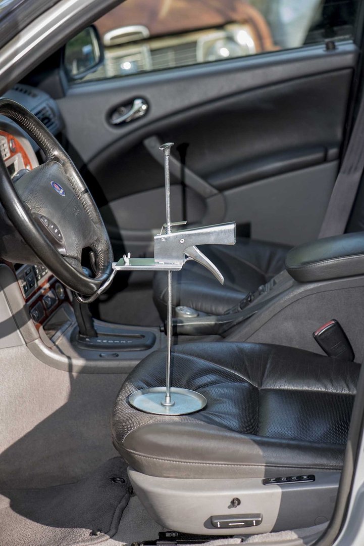 FC-904B2 Steering Wheel Holder and Pedal Depressor Kit - Image 4